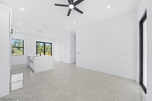 991 Plantation RD, Lehigh Acres, FL 33974