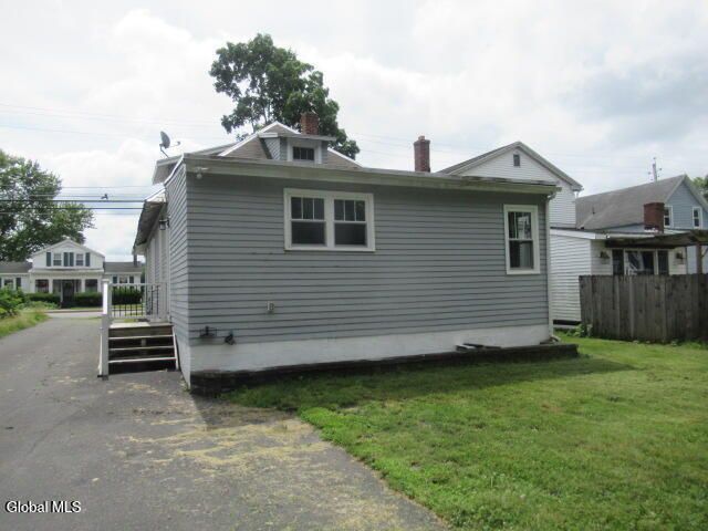 811 Hudson Avenue, Stillwater, NY 12170