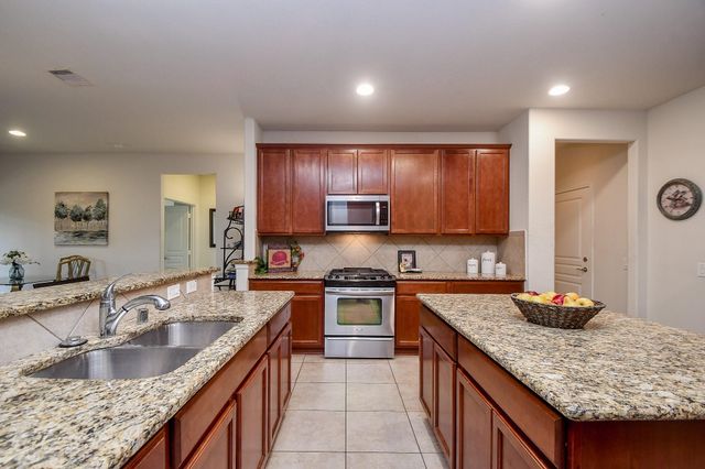 1022 Majestic Oak, Richmond, TX 77469