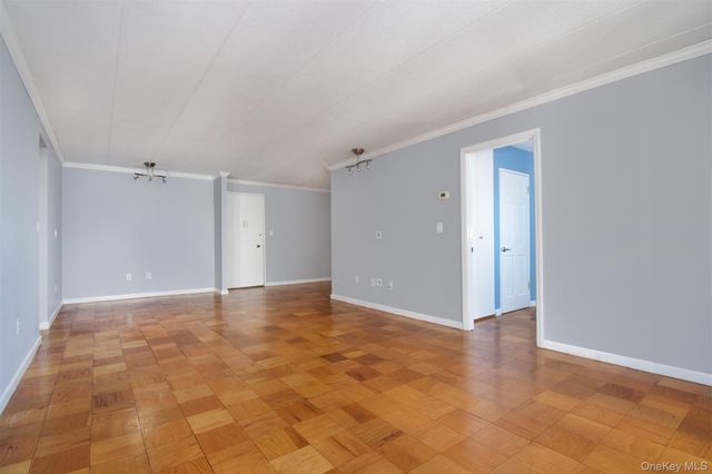 1085 Warburton 621, Yonkers, NY 10701