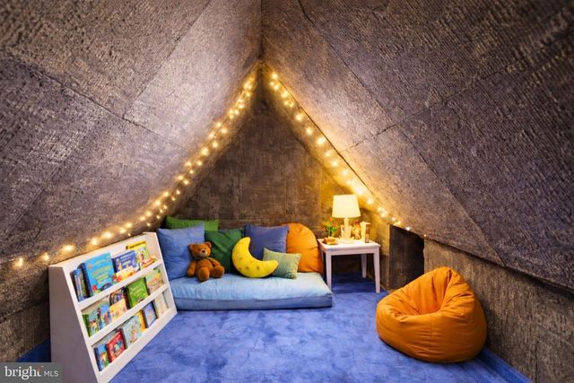 15806 LAZY DAY LN, Dumfries, VA 22025