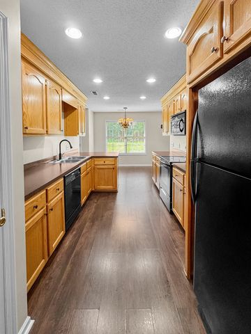 2645 Foxcroft Circle, Sumter, SC 29154