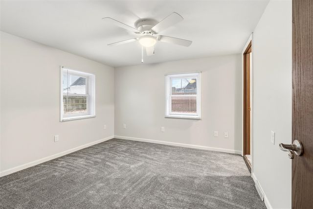 321 Ackerson Lake Drive, Jackson, MI 49201