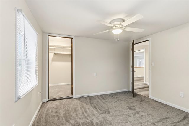 321 Ackerson Lake Drive, Jackson, MI 49201