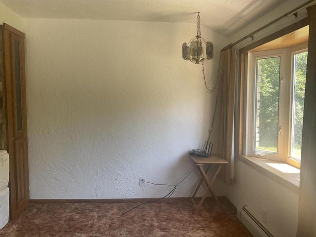 W297N2968 Oakwood Grove ROAD, Pewaukee, WI 53072
