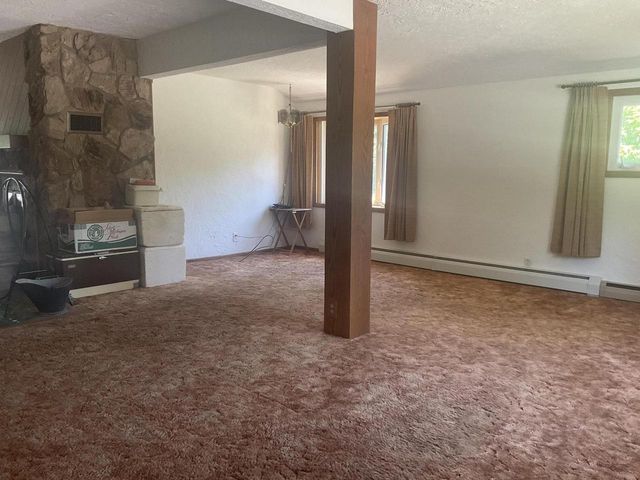 W297N2968 Oakwood Grove ROAD, Pewaukee, WI 53072