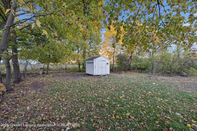 2011 Osband Avenue, Lansing, MI 48910