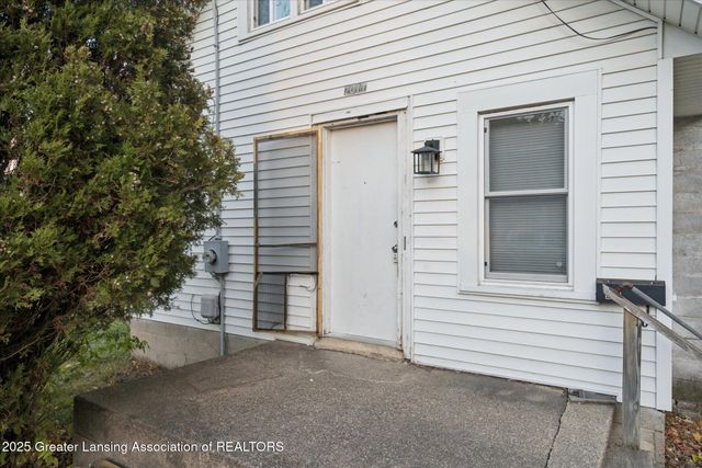 2011 Osband Avenue, Lansing, MI 48910