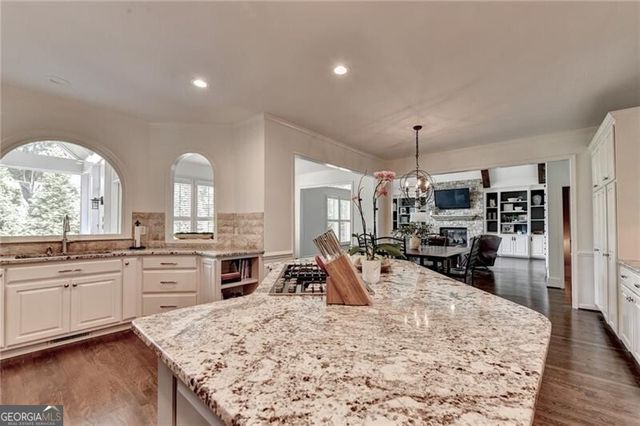 125 Burford Hollow, Alpharetta, GA 30022