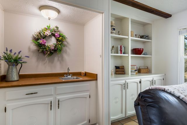 8201 Colfax Avenue NE, Albuquerque, NM 87109