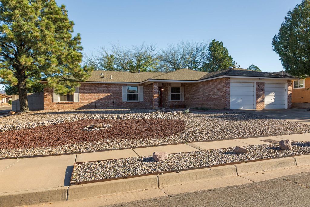 8201 Colfax Avenue NE, Albuquerque, NM 87109