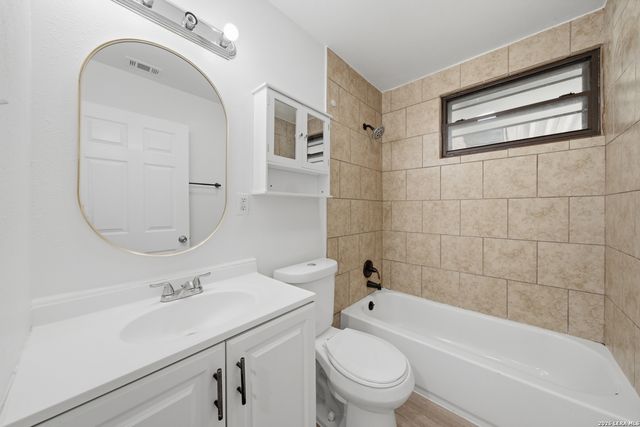2947 Lasses Blvd, San Antonio, TX 78223