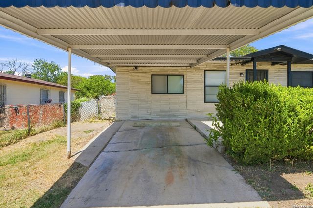 2947 Lasses Blvd, San Antonio, TX 78223
