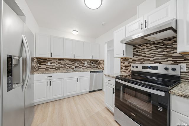 2947 Lasses Blvd, San Antonio, TX 78223