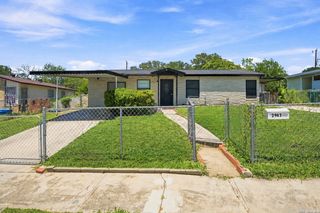 2947 Lasses Blvd, San Antonio, TX 78223