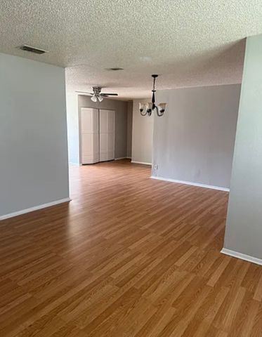 4428 Jane Anne Street, Haltom City, TX 76117