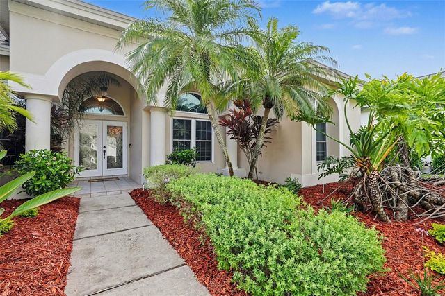18817 WIMBLEDON CIRCLE, Lutz, FL 33558