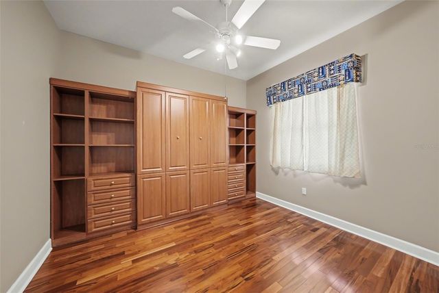 18817 WIMBLEDON CIRCLE, Lutz, FL 33558