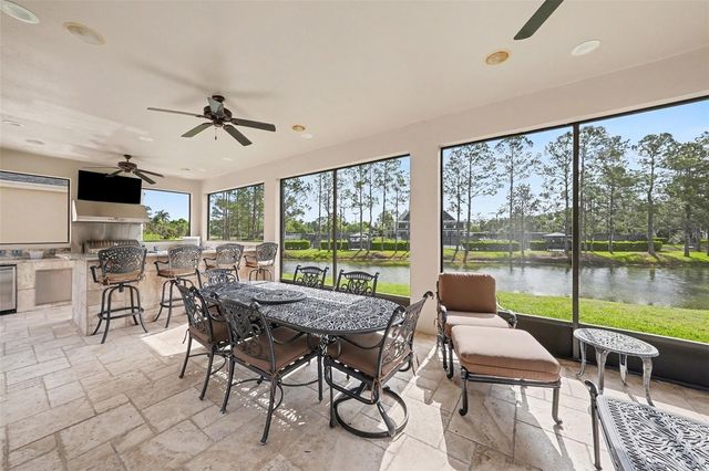 18817 WIMBLEDON CIRCLE, Lutz, FL 33558