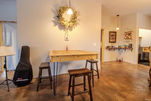 118 E Whipple Road, Winamac, IN 46996