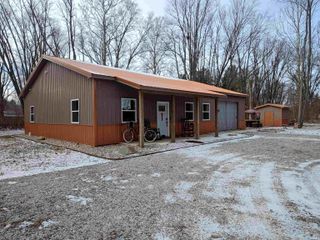 118 E Whipple Road, Winamac, IN 46996