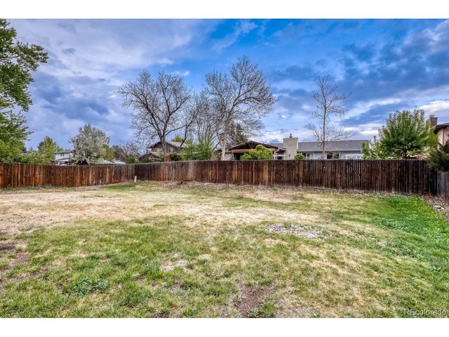 7326 S Lafayette Cir E, Centennial, CO 80122