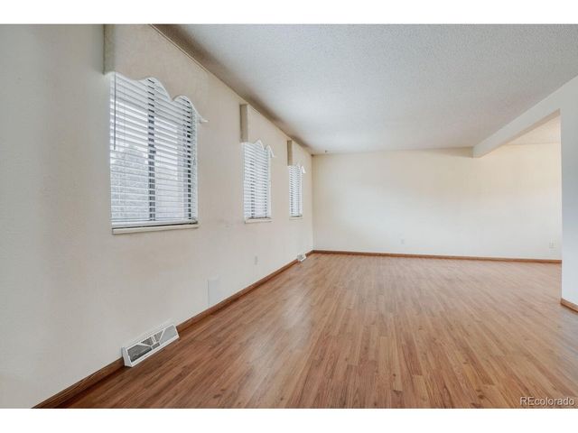 7326 S Lafayette Cir E, Centennial, CO 80122