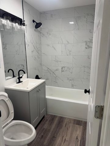 2714 Floyd Street, Lake Station, IN 46405