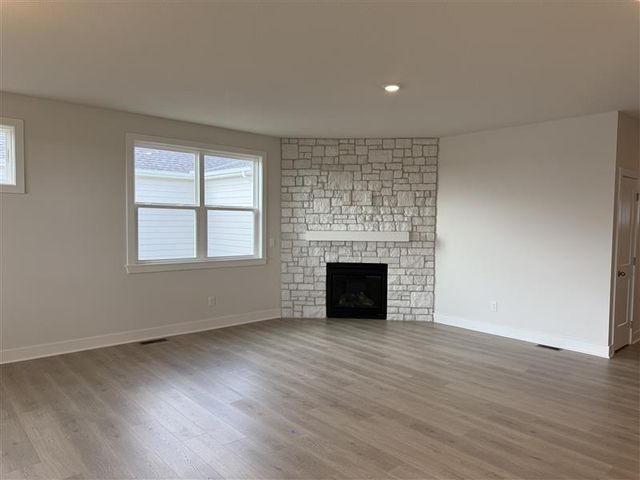 20941 W 188th Terrace, Spring Hill, KS 66083