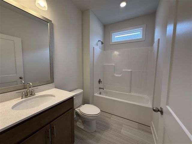 20941 W 188th Terrace, Spring Hill, KS 66083