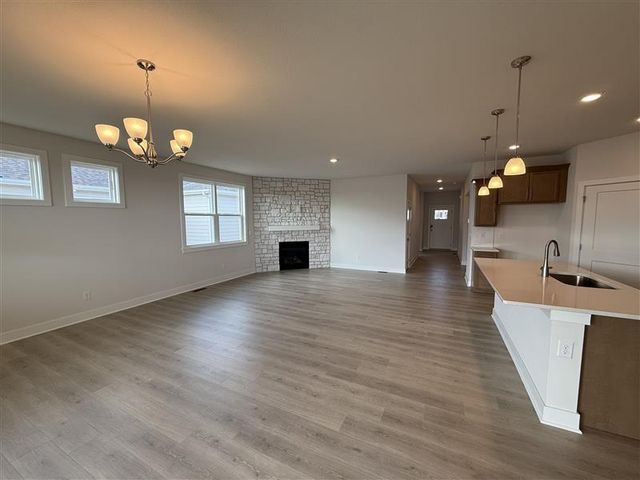 20941 W 188th Terrace, Spring Hill, KS 66083