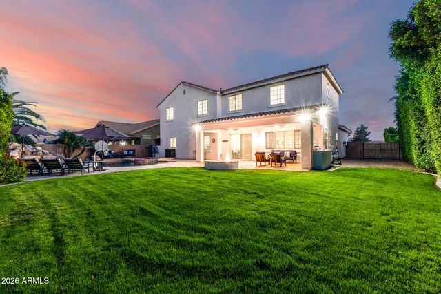 3054 E KINGBIRD Drive, Gilbert, AZ 85297