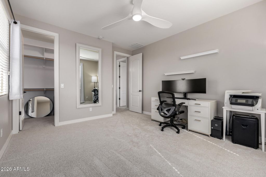 Image 45 of property listing at 3054 E KINGBIRD Drive, Gilbert, AZ 85297