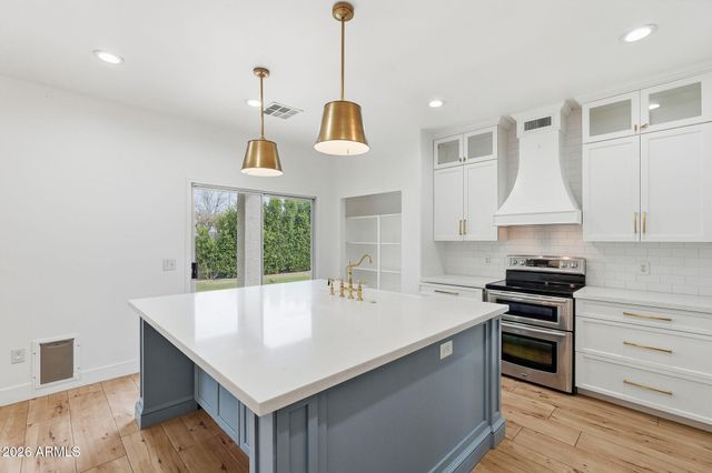 2634 E DEL RIO Street, Gilbert, AZ 85295