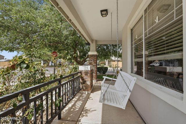 2634 E DEL RIO Street, Gilbert, AZ 85295