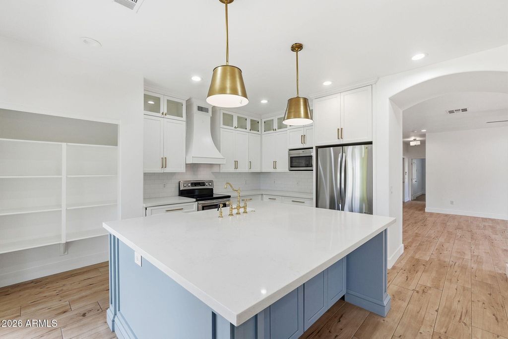 Image 12 of property listing at 2634 E DEL RIO Street, Gilbert, AZ 85295