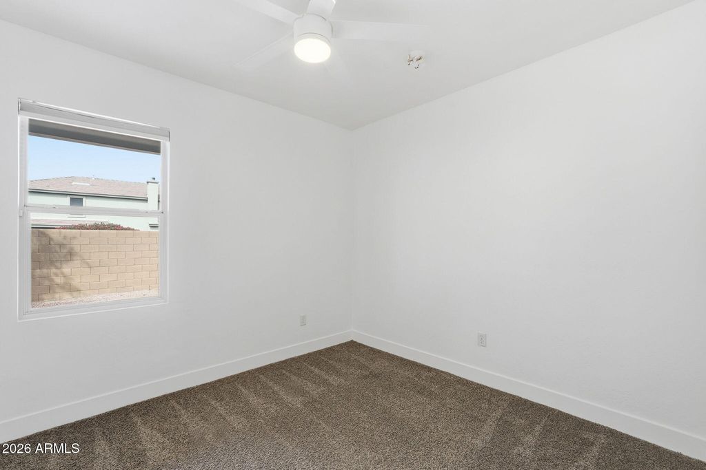 Image 24 of property listing at 2634 E DEL RIO Street, Gilbert, AZ 85295