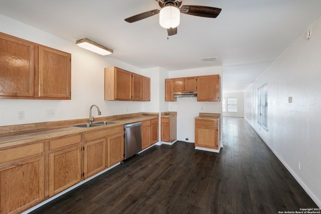 5727 JONES FALL DR, San Antonio, TX 78244