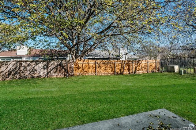 5727 JONES FALL DR, San Antonio, TX 78244