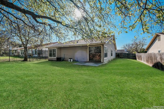 5727 JONES FALL DR, San Antonio, TX 78244