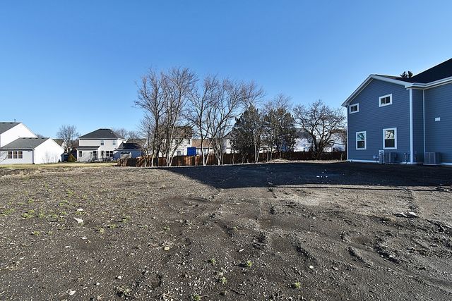 4012 Faith Lane, St. Charles, IL 60174