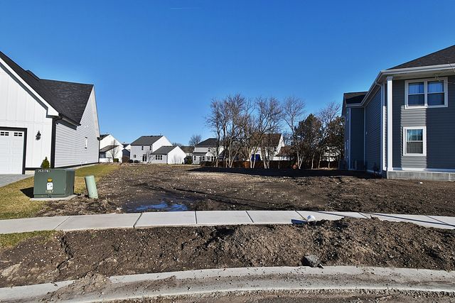 4012 Faith Lane, St. Charles, IL 60174