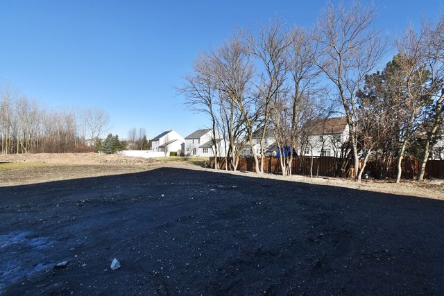 4012 Faith Lane, St. Charles, IL 60174