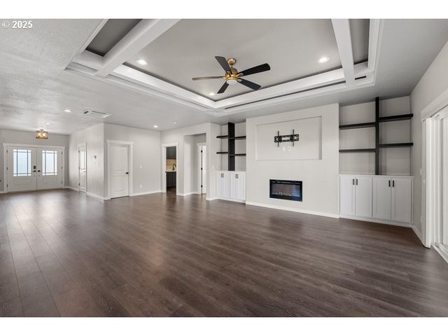 3656 CAMINA Dr, Medford, OR 97504