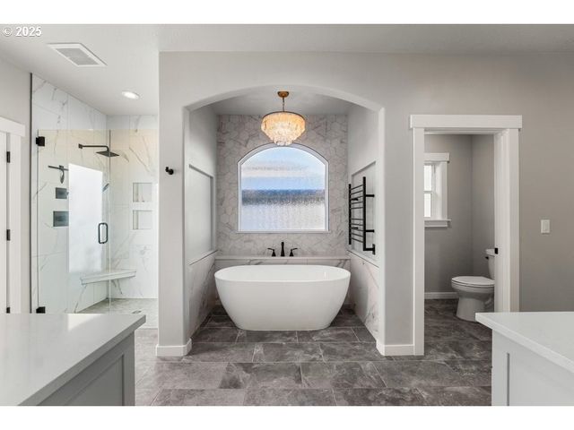 3656 CAMINA Dr, Medford, OR 97504