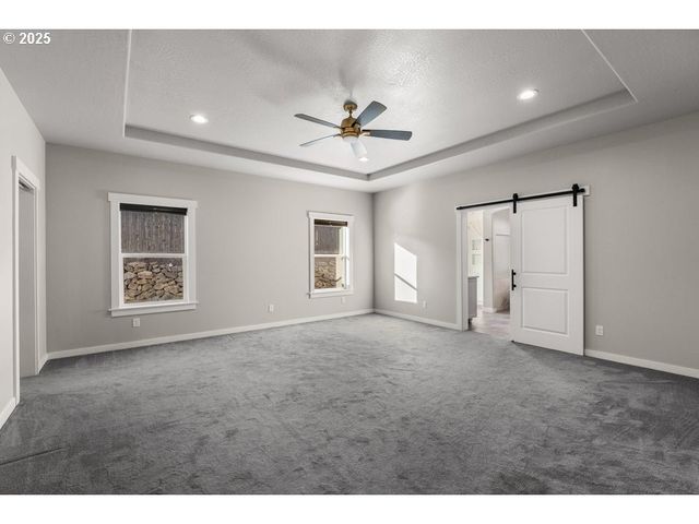 3656 CAMINA Dr, Medford, OR 97504