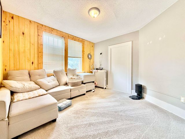 521 E F Street, Iron Mountain, MI 49801