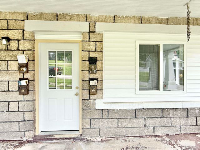 521 E F Street, Iron Mountain, MI 49801