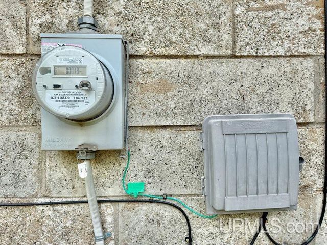 521 E F Street, Iron Mountain, MI 49801