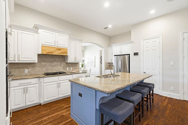 5749 Noble Oak Lane, Frisco, TX 75033